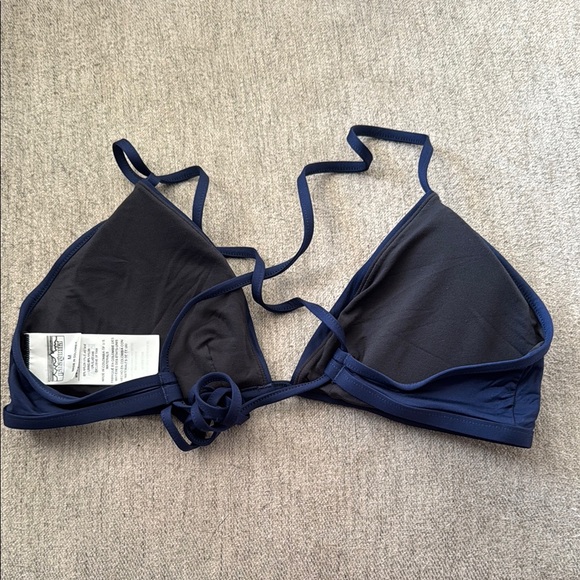 Patagonia Navy Swim Top - Picture 3 of 3